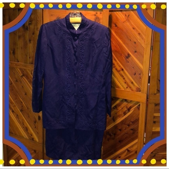 Looks like a suit, but it’s great blue dress - Picture 2 of 8